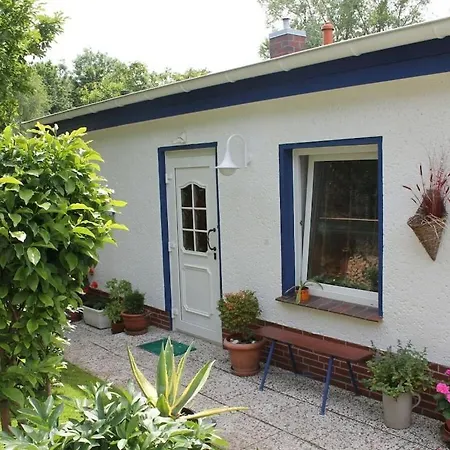 With 2 Bedrooms *